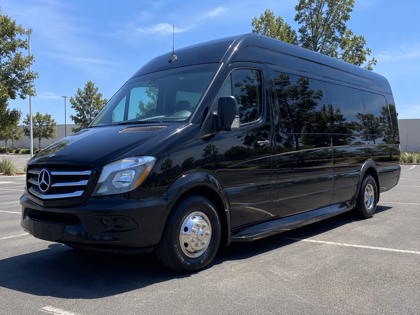 find the perfect transportation for your next wedding 1