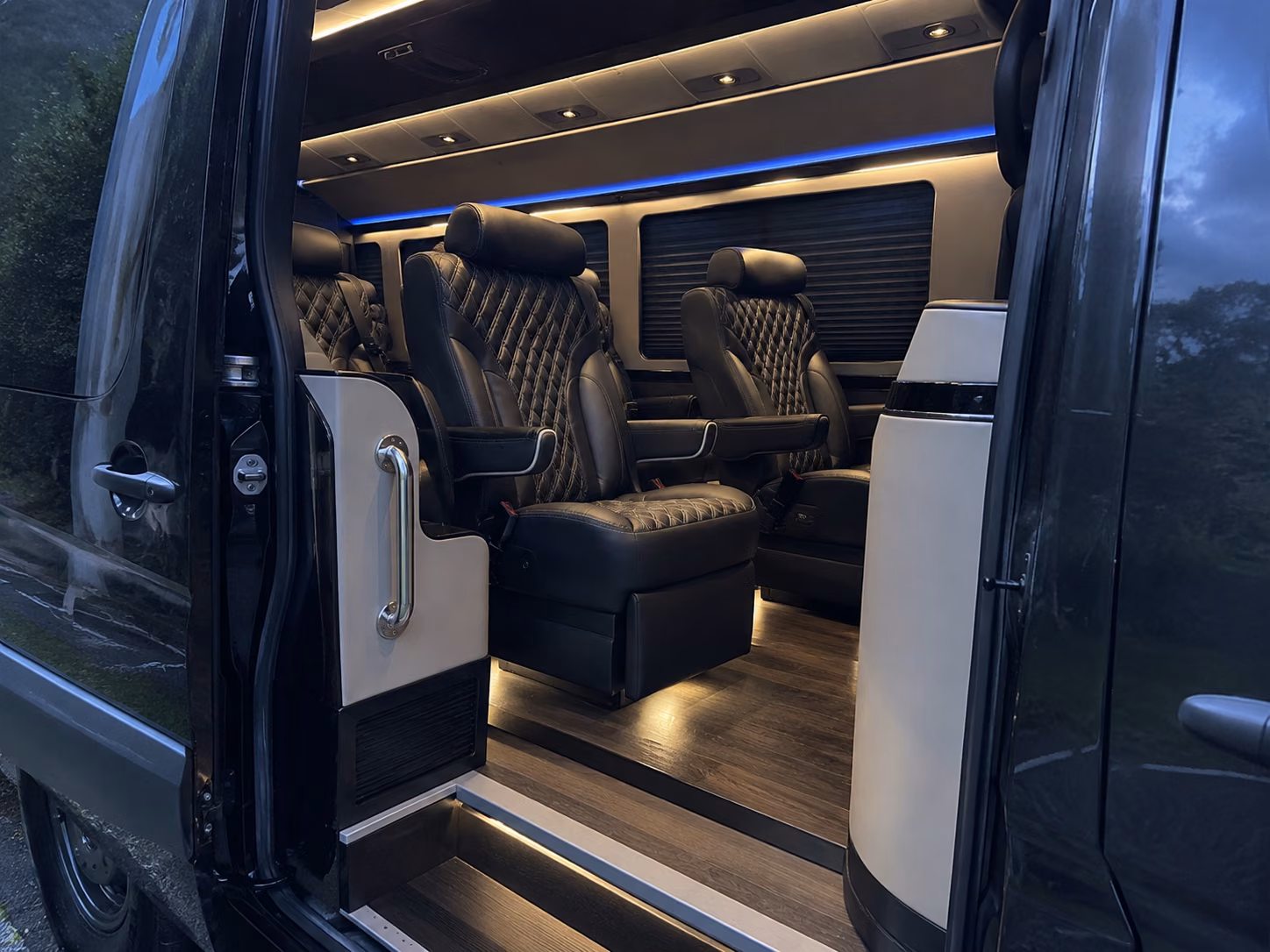 hialeah 10 passenger sprinter van interior