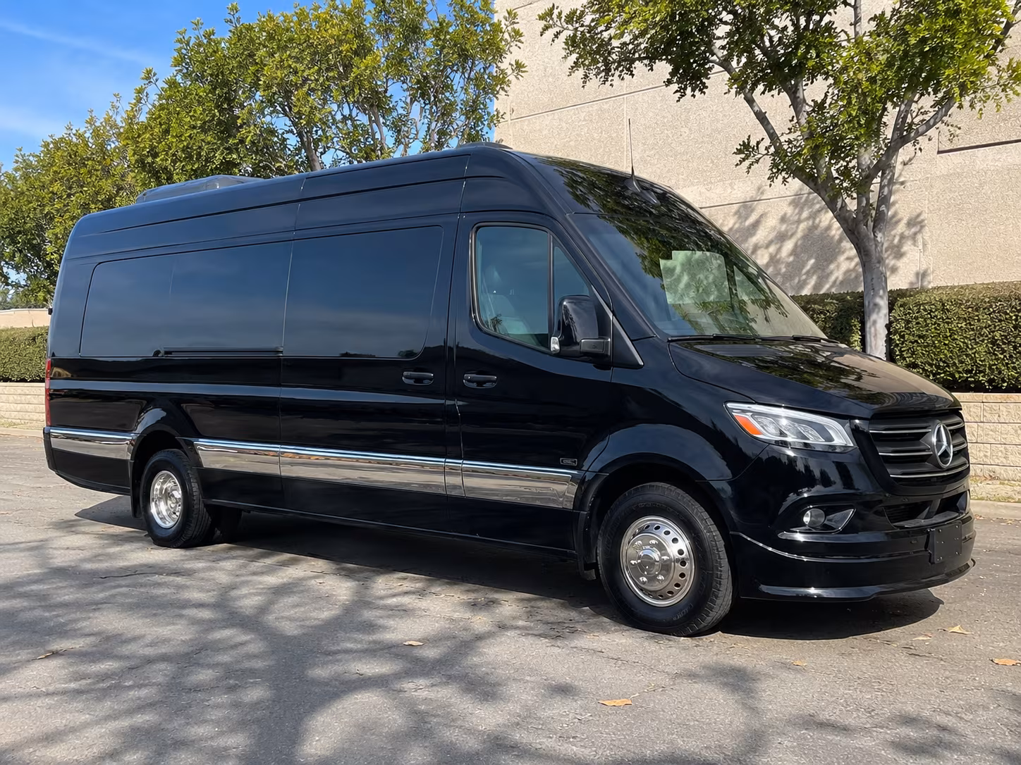 why rent using hialeahsprintervanrental com